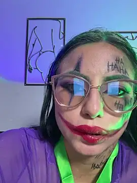 Clawd hot online show from October 2025 09:36:01 PM