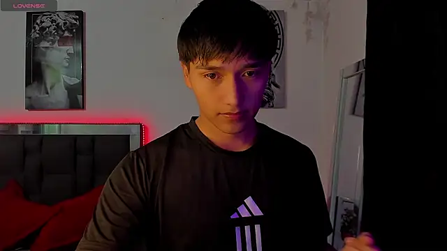 mateo-Esposito online show from September 2025 01:49:01 AM