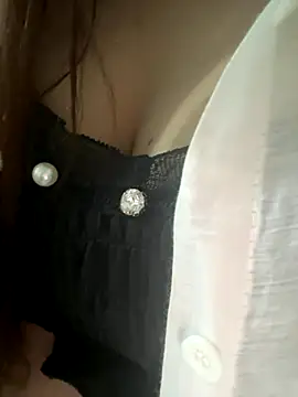 susu baby online show from December 2025 01:35:02 AM