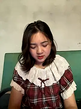 Lonnina online show from November 2025 05:54:01 AM