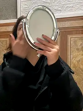 Lonnina online show from November 2025 07:30:02 AM