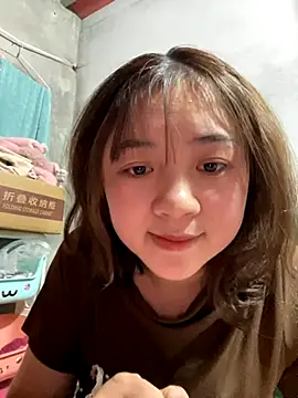 Lonnina online show from November 2025 12:49:02 PM