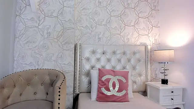 amara rousse online show from December 2025 11:30:02 AM