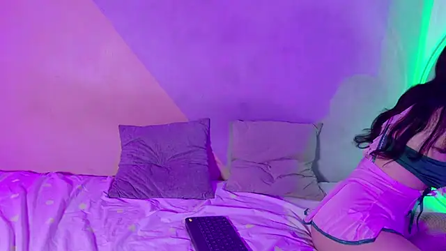 Laura and Kevin online show from September 2025 02:41:01 PM