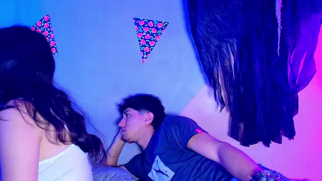 Laura and Kevin online show from October 2025 01:21:02 PM