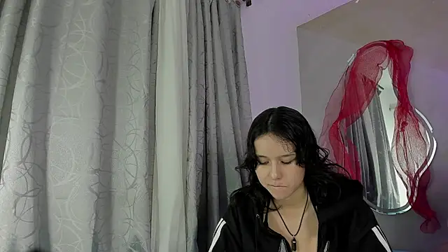 Laura and Kevin online show from November 2025 10:57:02 PM