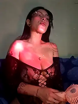 scarlet venom online show from November 2025 02:52:02 PM