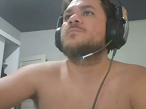 Miguelion2308 online show from January 2026 01:41:01 AM