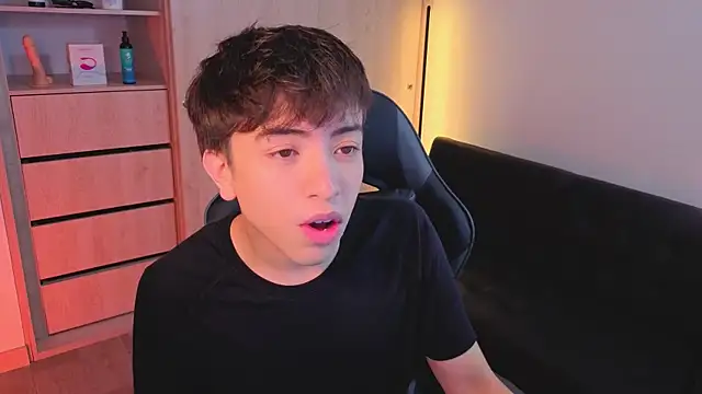 onlinenico online show from October 2025 08:06:02 PM