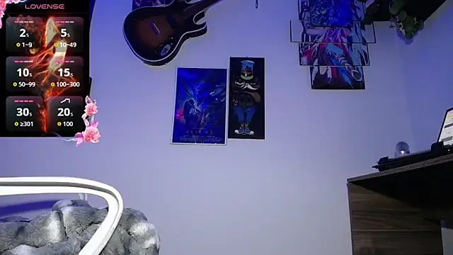 moonligth18 online show from October 2025 01:14:02 AM