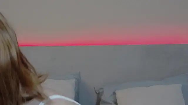 MarianeSun online show from June 2026 03:44:01 AM
