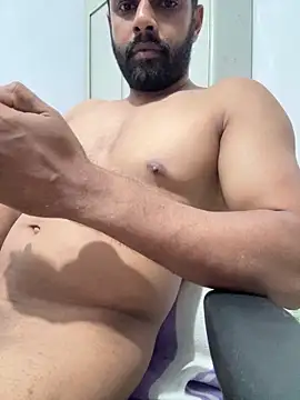 Vineeth3906 online show from June 2026 09:06:02 PM