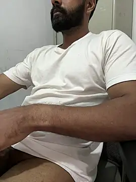 Vineeth3906 online show from July 2026 05:58:01 AM