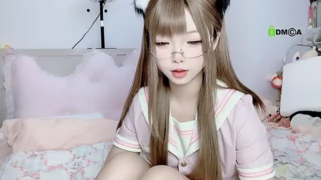 liuruyuan888 online show from September 2025 05:03:02 PM