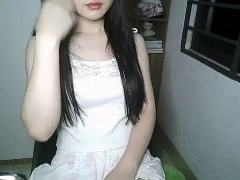 Annabelle-e online show from September 2025 06:54:01 PM