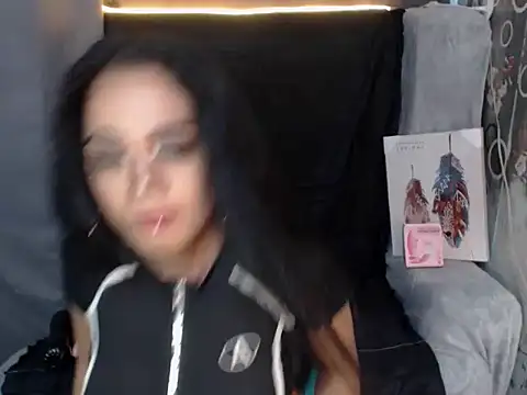 SerenityFoxx online show from November 2025 07:37:01 PM