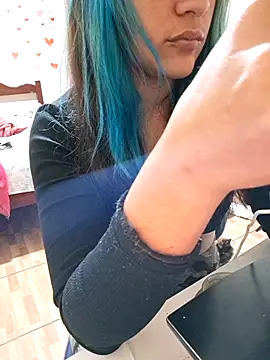 euahotmarii20 online show from January 2026 02:37:01 AM