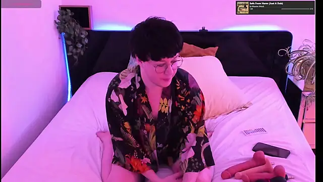 MossPrince online show from October 2025 07:42:02 PM