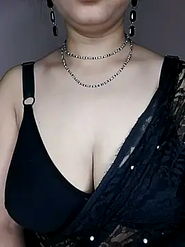 Oh 011 online show from October 2025 04:38:02 PM