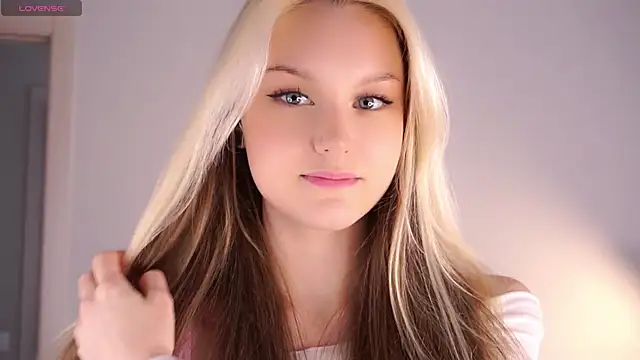 CherieSprinzl online show from September 2025 06:46:01 AM