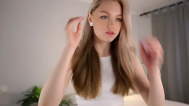 CherieSprinzl online show from November 2025 06:49:01 AM