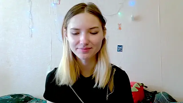  kikiclark   online show from September 2025 09:22:02 AM