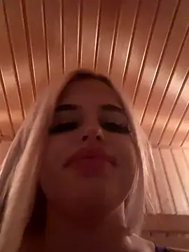 Steffi Snowbunny online show from October 2025 05:14:01 PM