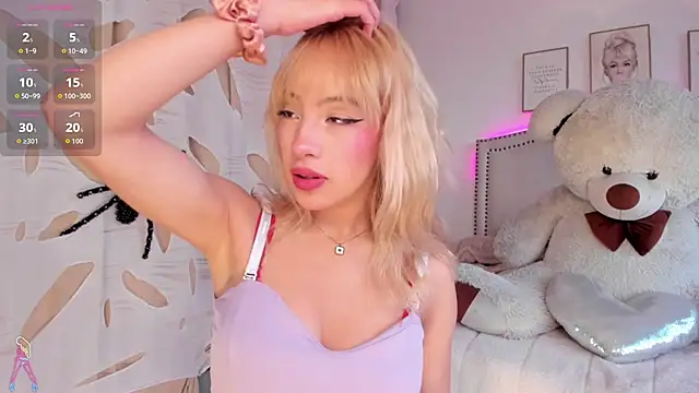 Mayajhons online show from October 2025 12:05:02 PM