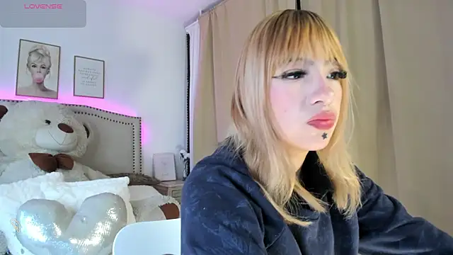 Mayajhons online show from January 2026 12:18:01 PM