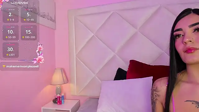 Miaa Smithh   online show from April 2026 12:10:01 PM