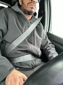 Snapshot of Jariushot3 chatting on February 2026 02:23:01 PM Jariushot3 online show from February 2026 02:23:01 PM