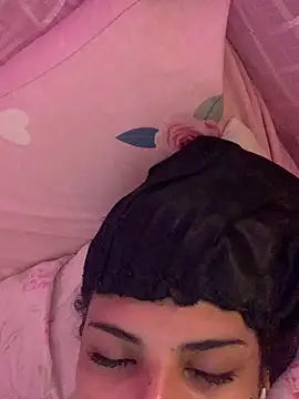 luluzinhax online show from February 2026 01:05:02 PM