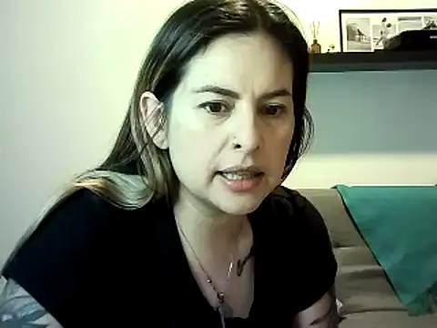 Valery  Rouse  online show from July 2026 12:09:01 PM