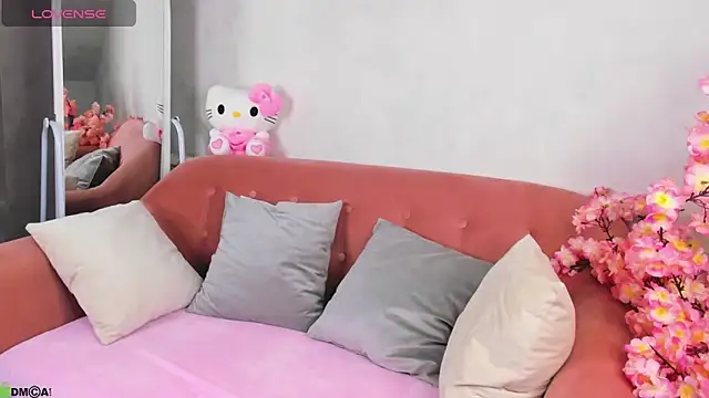 Lynn Martin online show from October 2025 01:03:02 AM