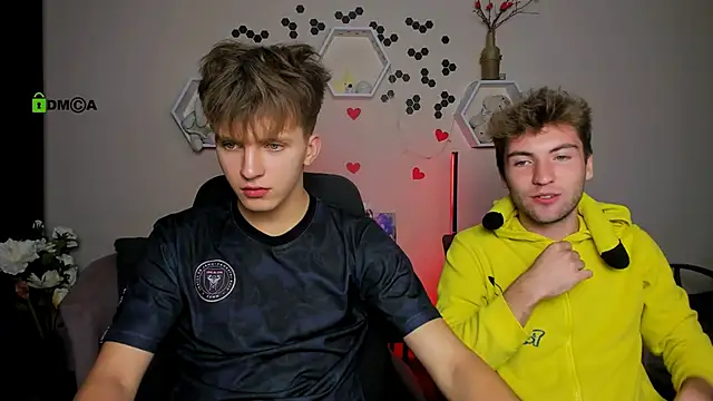 travis wolf  online show from September 2025 06:51:01 PM