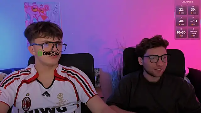 travis wolf  online show from December 2025 07:54:02 PM