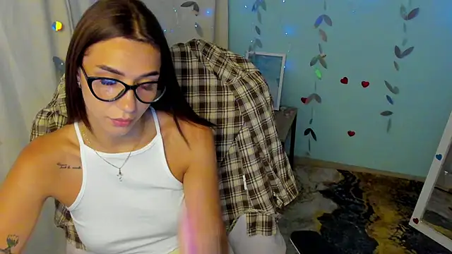 Snapshot of Bella_Night4 chatting on July 2026 12:22:02 PM Bella Night4 online show from July 2026 12:22:02 PM