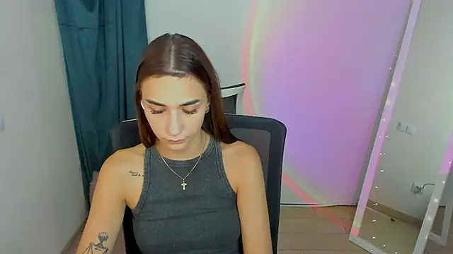 Snapshot of Bella_Night4 chatting on August 2026 06:23:02 AM Bella Night4 online show from August 2026 06:23:02 AM