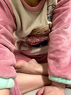 Winnie-1016 online show from January 2026 10:41:02 AM