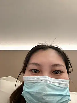 Winnie-1016 online show from March 2026 12:09:01 PM