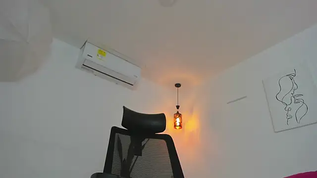 kaylajhonnes6 online show from November 2025 01:35:02 PM