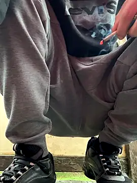 Snapshot of 420boy__ chatting on November 2025 03:25:02 PM 420boy online show from November 2025 03:25:02 PM