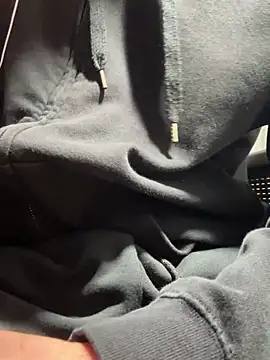 Snapshot of 420boy__ chatting on November 2025 09:25:02 PM 420boy online show from November 2025 09:25:02 PM