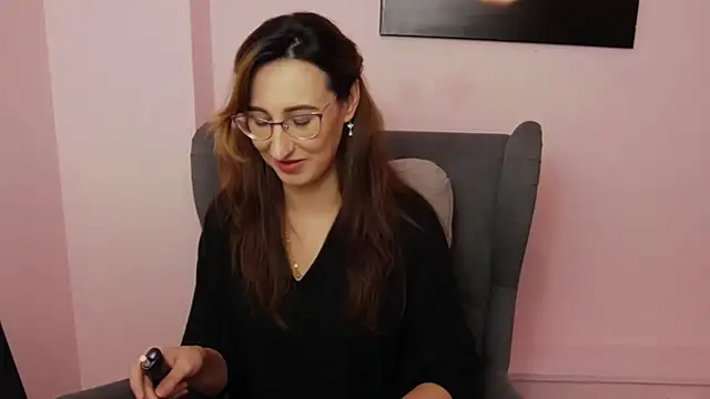 LysAd online show from November 2025 04:13:02 PM