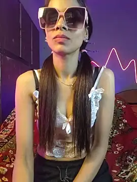 royeoy22 online show from February 2026 05:28:02 AM