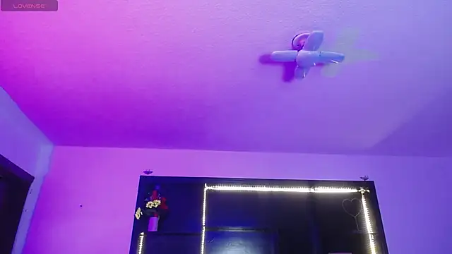  Charlotte Collins  online show from February 2026 03:19:01 PM