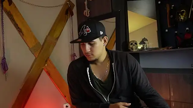 massimo vidal  online show from September 2025 12:27:02 PM