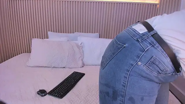 Liss-Reyes online show from February 2026 11:59:01 AM