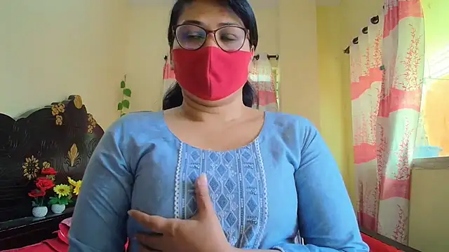 Elena cruz5 online show from February 2026 06:01:02 AM