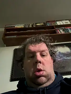 Stephanie1984 online show from November 2025 05:02:01 PM